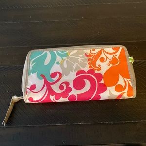 Free with bundle purchase thirty one coupon holder